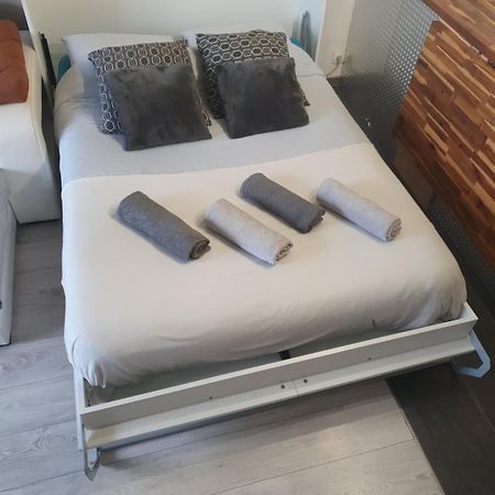 Appartamento studio meublé avec balcon Arcueil Esterno foto
